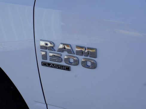 Used 2022 RAM 1500 Classic SLT w/ Electronics Group AWD/4WD image 10