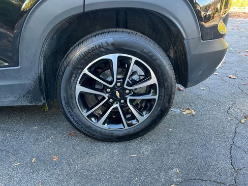 Used 2025 Chevrolet TrailBlazer LT image 25