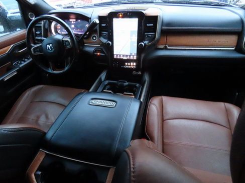 Used 2024 RAM 2500 Limited w/ Safety Group image 19