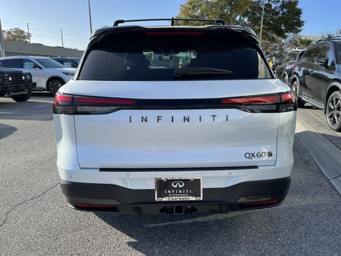Certified 2026 INFINITI QX60 Autograph w/ Dark Cargo Package AWD/4WD image 4