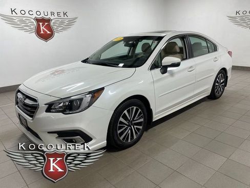 Used 2018 Subaru Legacy 2.5i Premium AWD/4WD image 3