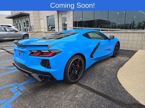 Used 2025 Chevrolet Corvette Stingray Preferred Cpe w/ 2LT RWD image 8