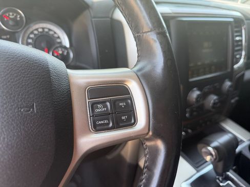 Used 2013 RAM 1500 Laramie w/ Convenience Group AWD/4WD image 18