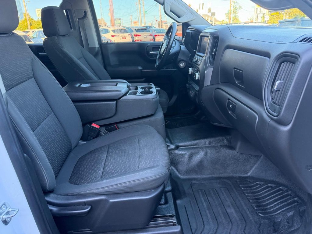 Used 2021 GMC Sierra 1500 4x4 Crew Cab w/ Sierra Value Package image 26