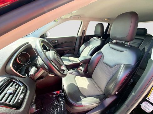 Used 2019 Jeep Compass Altitude image 21