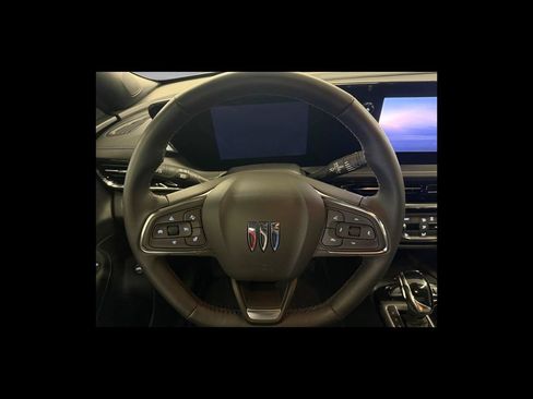Used 2025 Buick Envista Sport Touring w/ Convenience I Package FWD image 14