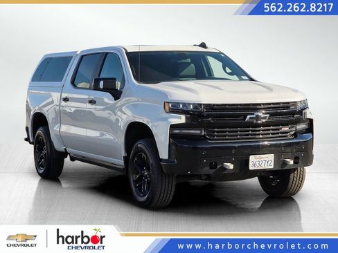 Used 2020 Chevrolet Silverado 1500 LT Trail Boss image 1