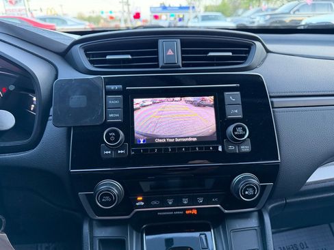 Used 2017 Honda CR-V LX image 16