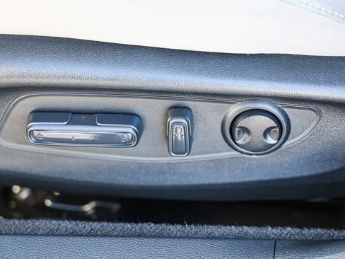 Used 2025 Honda Accord SE image 13