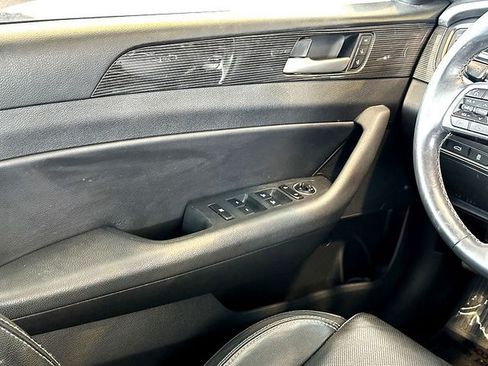 Used 2018 Hyundai Sonata Limited FWD image 26