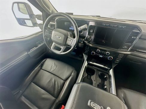 Used 2024 Ford F250 Lariat w/ Lariat Ultimate Package image 9