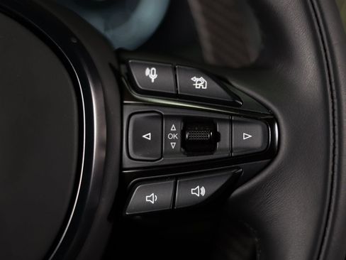 Used 2024 Aston Martin DBX 707 AWD/4WD image 34