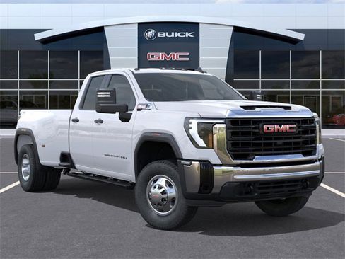 New 2026 GMC Sierra 3500 Pro image 7