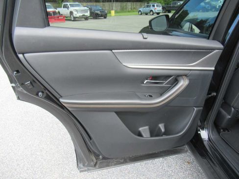 Used 2025 MAZDA CX-70 3.3 Turbo S w/ Premium Package AWD/4WD image 18