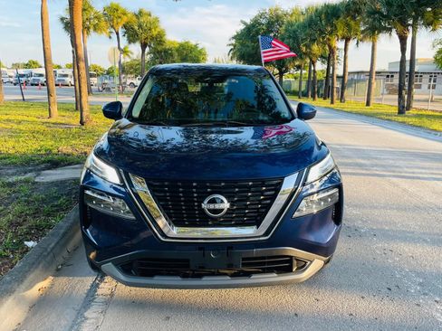 Used 2023 Nissan Rogue SV FWD image 7