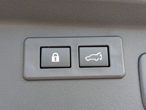 New 2026 Subaru Outback Touring image 10