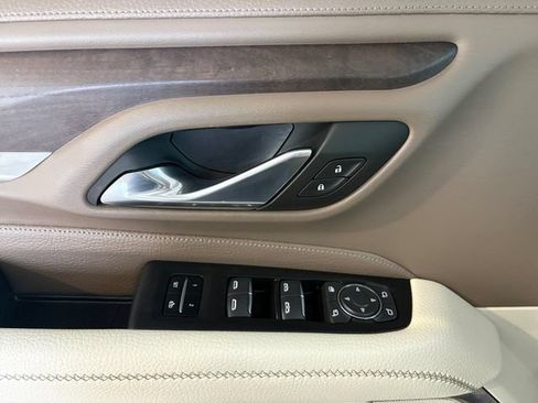 Used 2023 GMC Yukon Denali AWD/4WD image 18