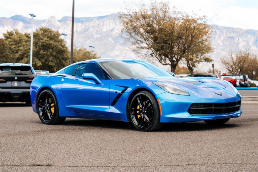 Used 2019 Chevrolet Corvette Stingray Coupe w/ Battery Protection Package RWD image 31