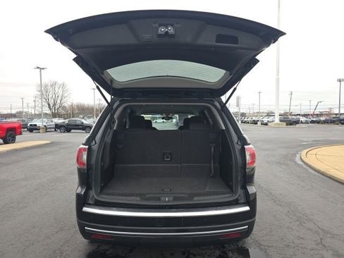 Used 2013 GMC Acadia SLE image 30