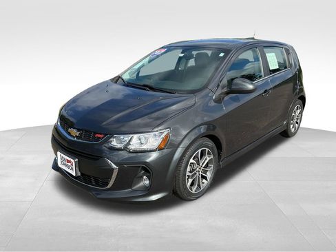 Used 2017 Chevrolet Sonic LT w/ Fun and Sun Package FWD image 31