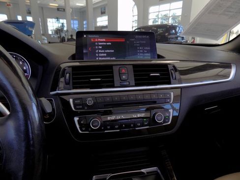 Used 2020 BMW 230i 230i w/ Premium Package image 25