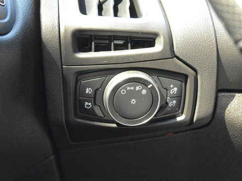 Used 2016 Ford Focus ST image 17