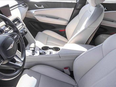 Used 2024 Genesis G70 2.5T AWD/4WD image 11