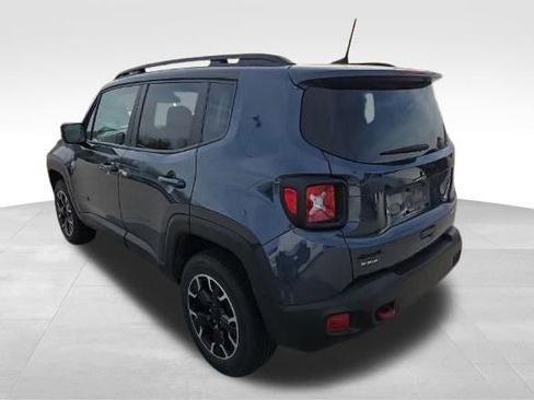 Used 2023 Jeep Renegade Trailhawk w/ Sun/Sound Group AWD/4WD image 4