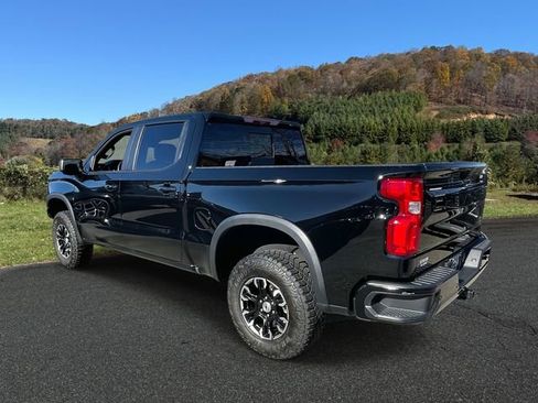 Certified 2025 Chevrolet Silverado 1500 ZR2 w/ Technology Package image 4