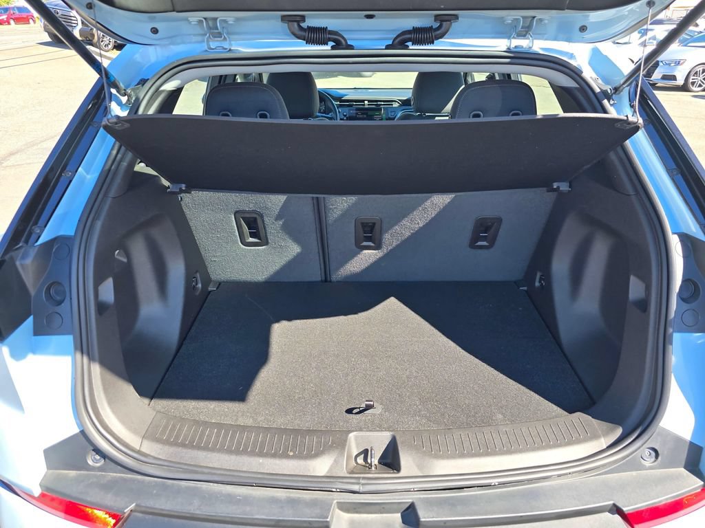 Used 2022 Chevrolet Bolt EUV LT w/ Driver Confidence Package FWD image 15