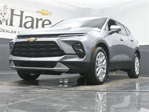 Used 2024 Chevrolet Blazer LT w/ Sound & Technology Package image 4