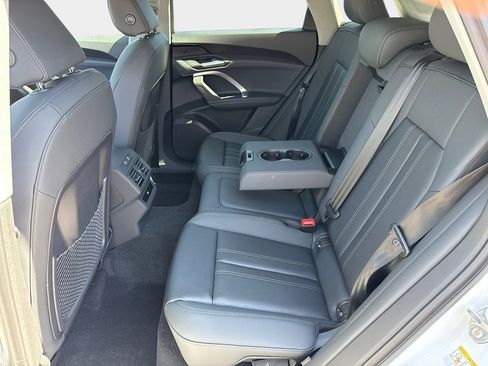 New 2025 Audi Q5 Premium image 12