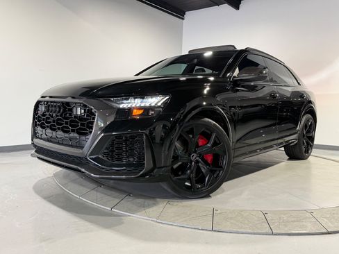 Used 2024 Audi RS Q8 AWD/4WD image 2