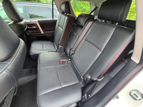 Used 2023 Toyota 4Runner Limited AWD/4WD image 11