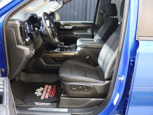 Used 2022 Chevrolet Silverado 1500 LT image 41