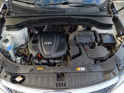 Used 2014 Kia Sorento LX image 45