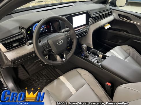 New 2026 Toyota Camry SE FWD image 14