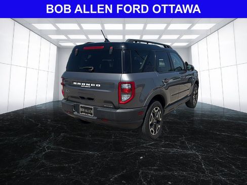 Used 2023 Ford Bronco Sport Outer Banks w/ Tech Package AWD/4WD image 14