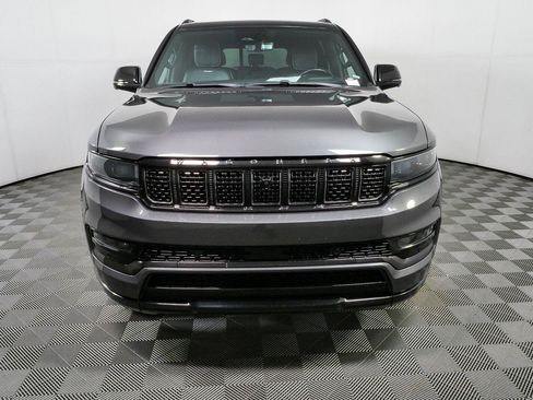 Used 2024 Jeep Grand Wagoneer L Series II w/ Quick Order Packagew 28T AWD/4WD image 38