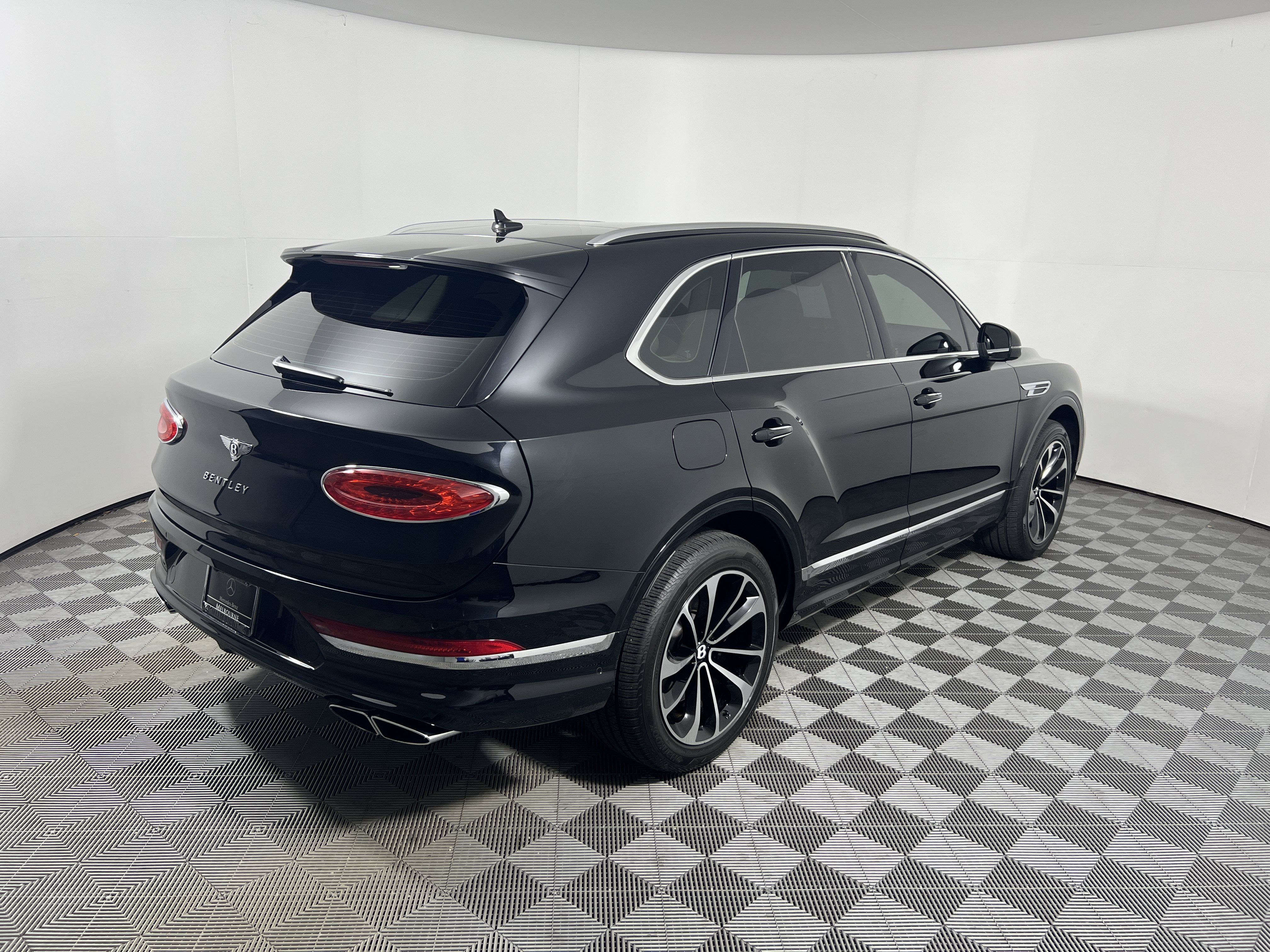 Used 2021 Bentley Bentayga AWD/4WD image 5