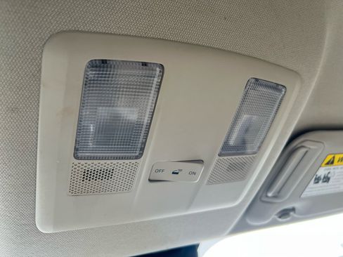 Used 2018 MAZDA MAZDA3 Sport image 47