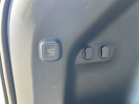 Used 2021 Jeep Cherokee Trailhawk w/ Sun, Sound & Nav Group image 34