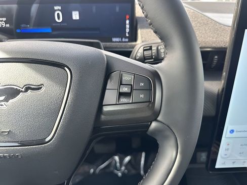 Used 2023 Ford Mustang Mach-E Premium image 17