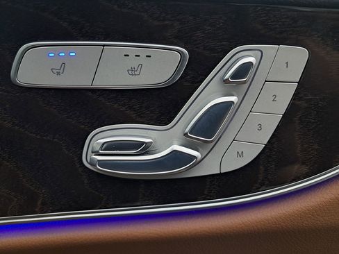 Used 2018 Mercedes-Benz E 400 4MATIC Coupe image 44