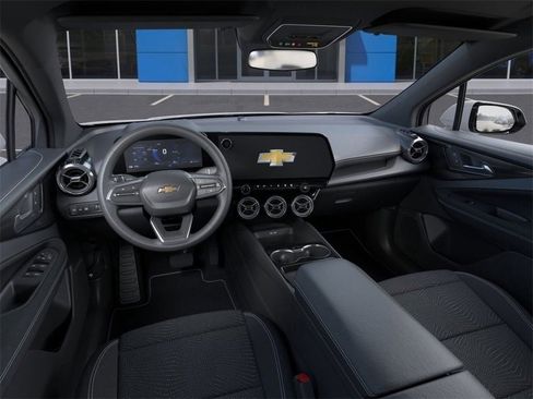 New 2025 Chevrolet Blazer EV LT image 15