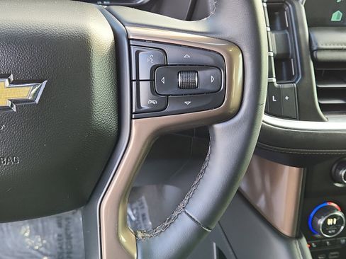 Used 2023 Chevrolet Tahoe High Country AWD/4WD image 18