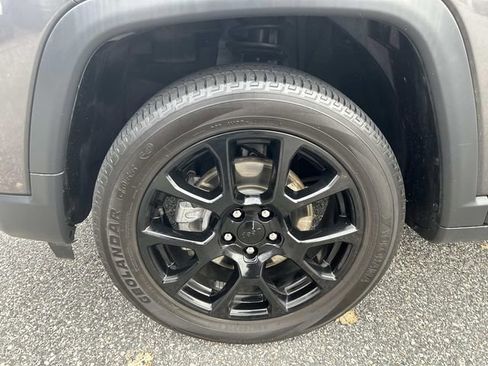 Used 2022 Jeep Compass Altitude image 9