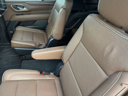 Used 2021 Chevrolet Tahoe High Country AWD/4WD image 9