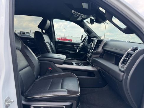 Used 2024 RAM 1500 Laramie RWD image 18