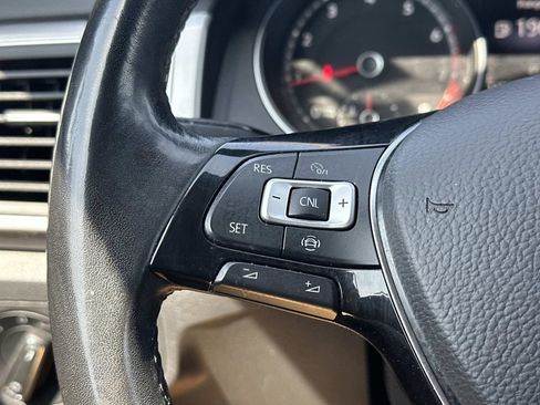 Used 2019 Volkswagen Atlas SE AWD/4WD image 21